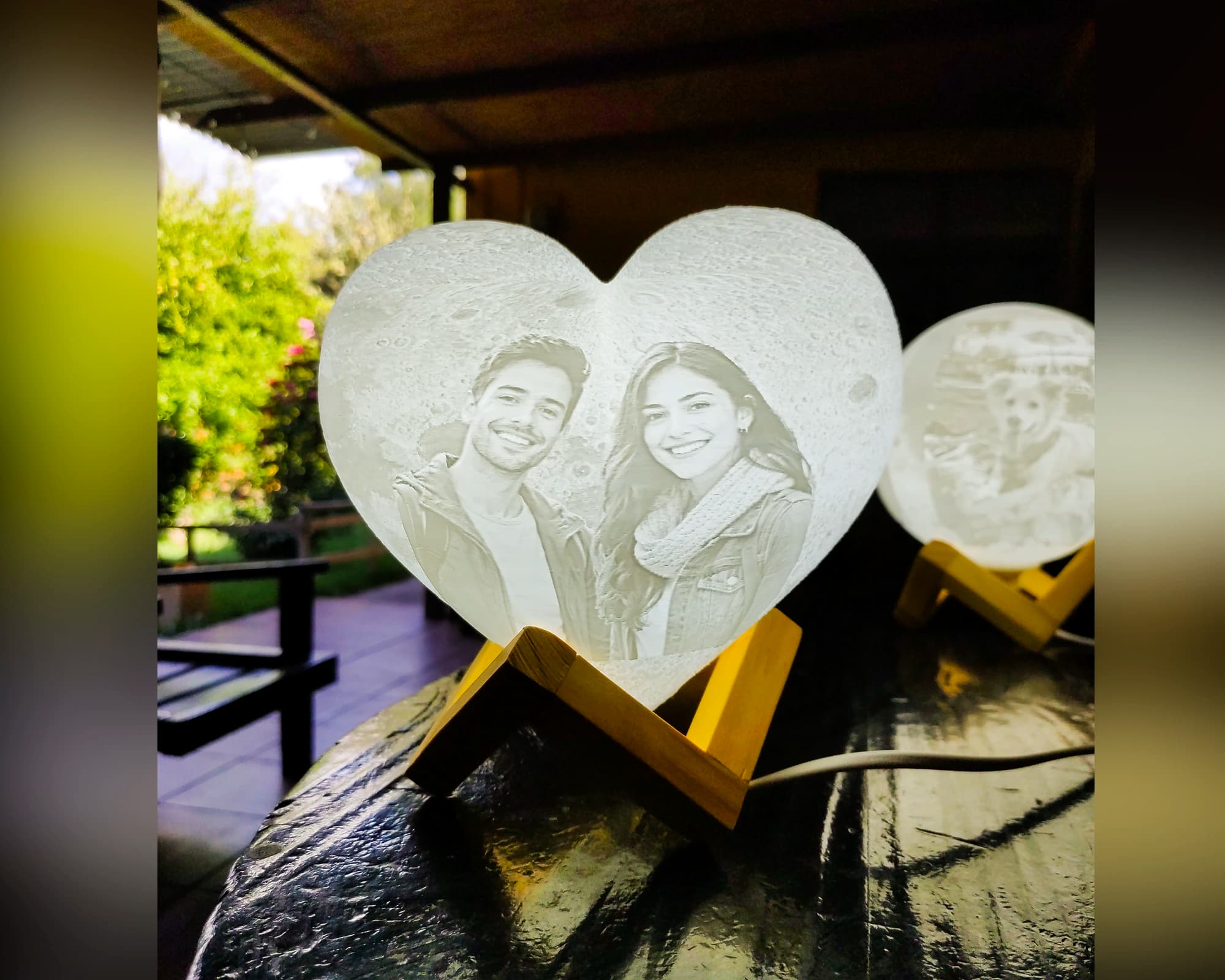 Lámpara corazón personalizada de Inplop, imagen de galería 2