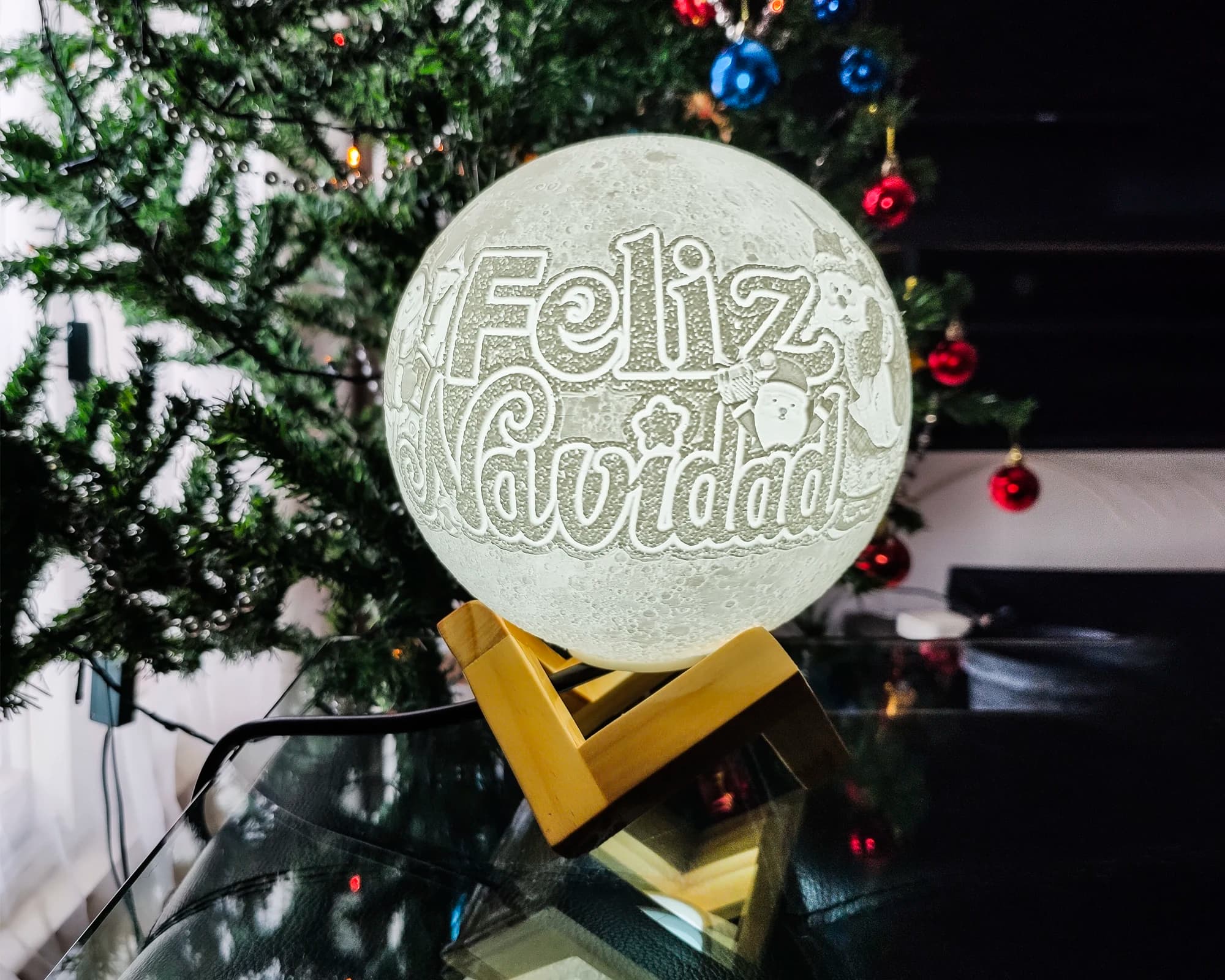 Lámpara luna personalizada de Inplop, imagen de galería 3